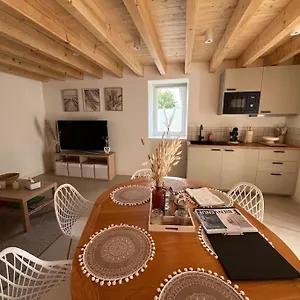  Hébergement de vacances Maison 6 Couchages Entierement Renovee